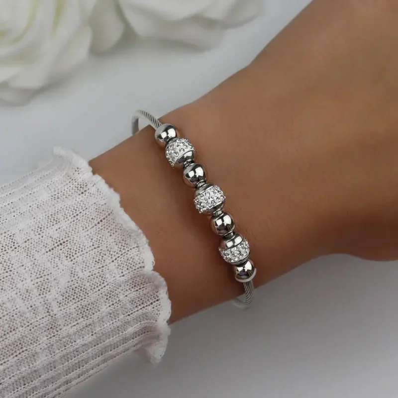 Margot-kk-2-800x800 Margot-kk-2-800x800